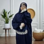 لون نيلي