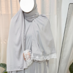 لبس رمادي
