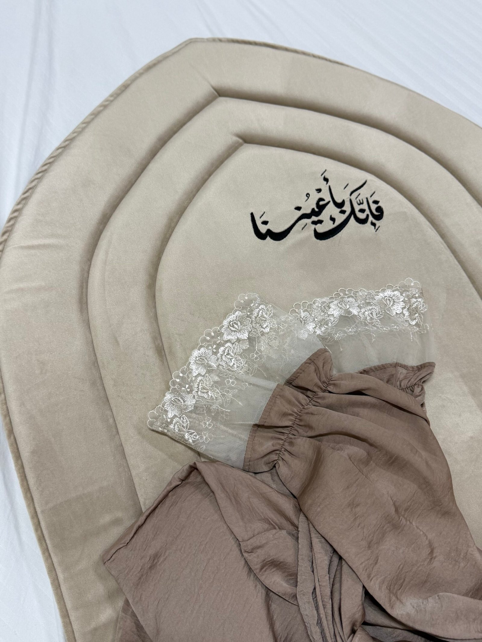 img_1276 بني بيج - Image 1