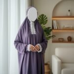 لبس بنفسجي